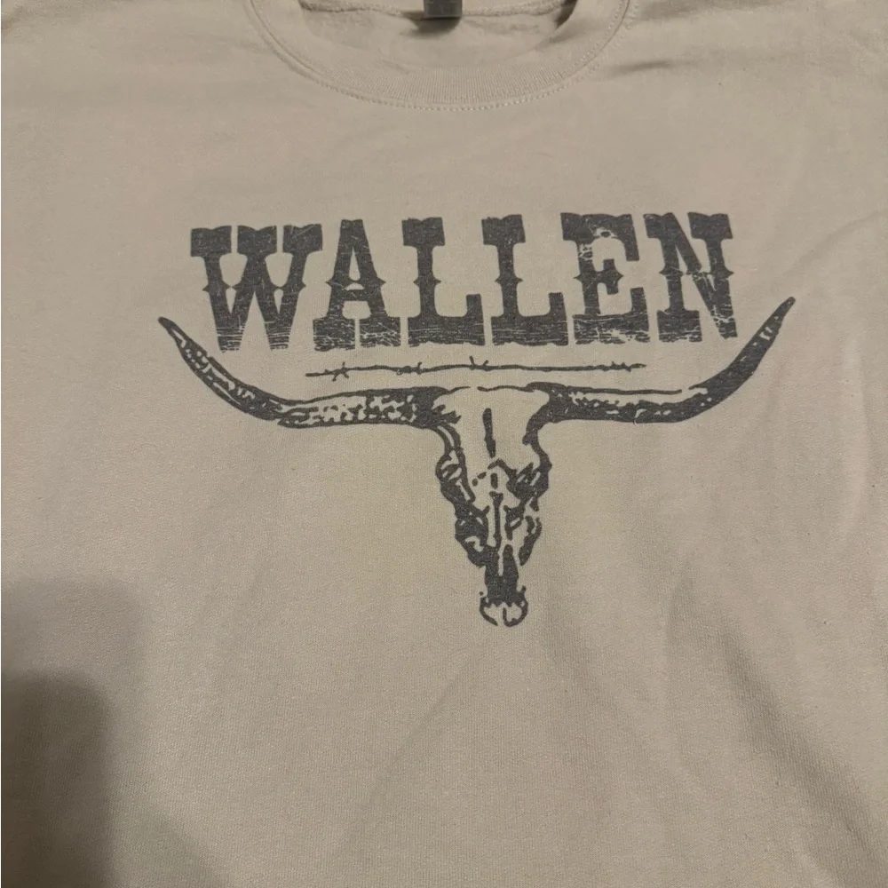Morgan Wallen sweatshirt - Picture 2 of 4